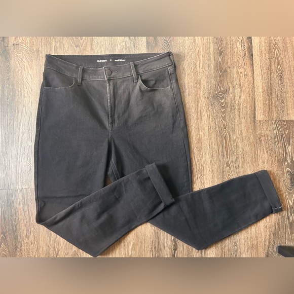 Old Navy High Rise Super Skinny Jeans Size 12 Women’s Dark Wash Black‎ - Picture 4 of 5